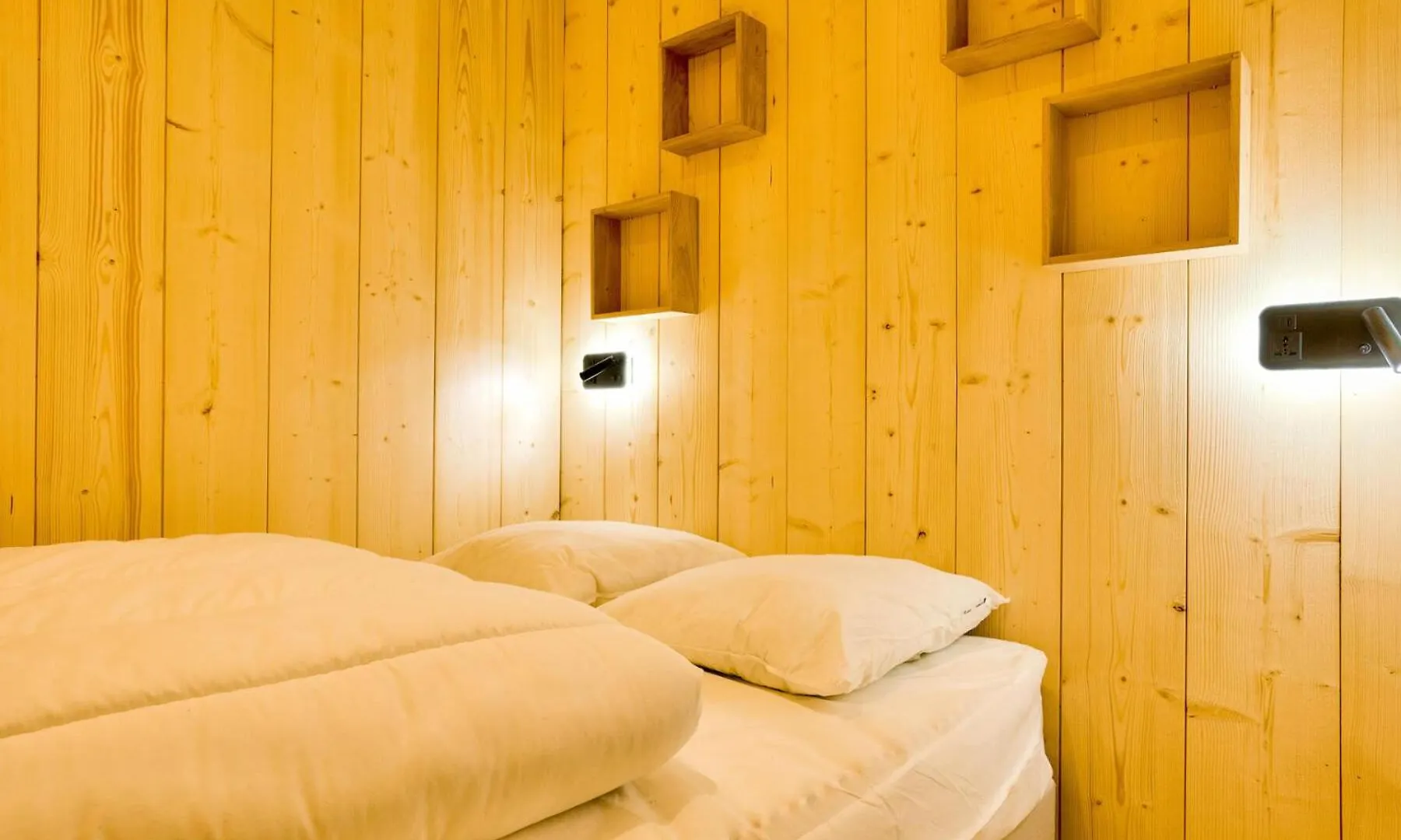 Apartment Residence Serac - Val Thorens Location: Studio Cabine Pour 6 Personnes Dans Le Haut De La Station Mae-9032